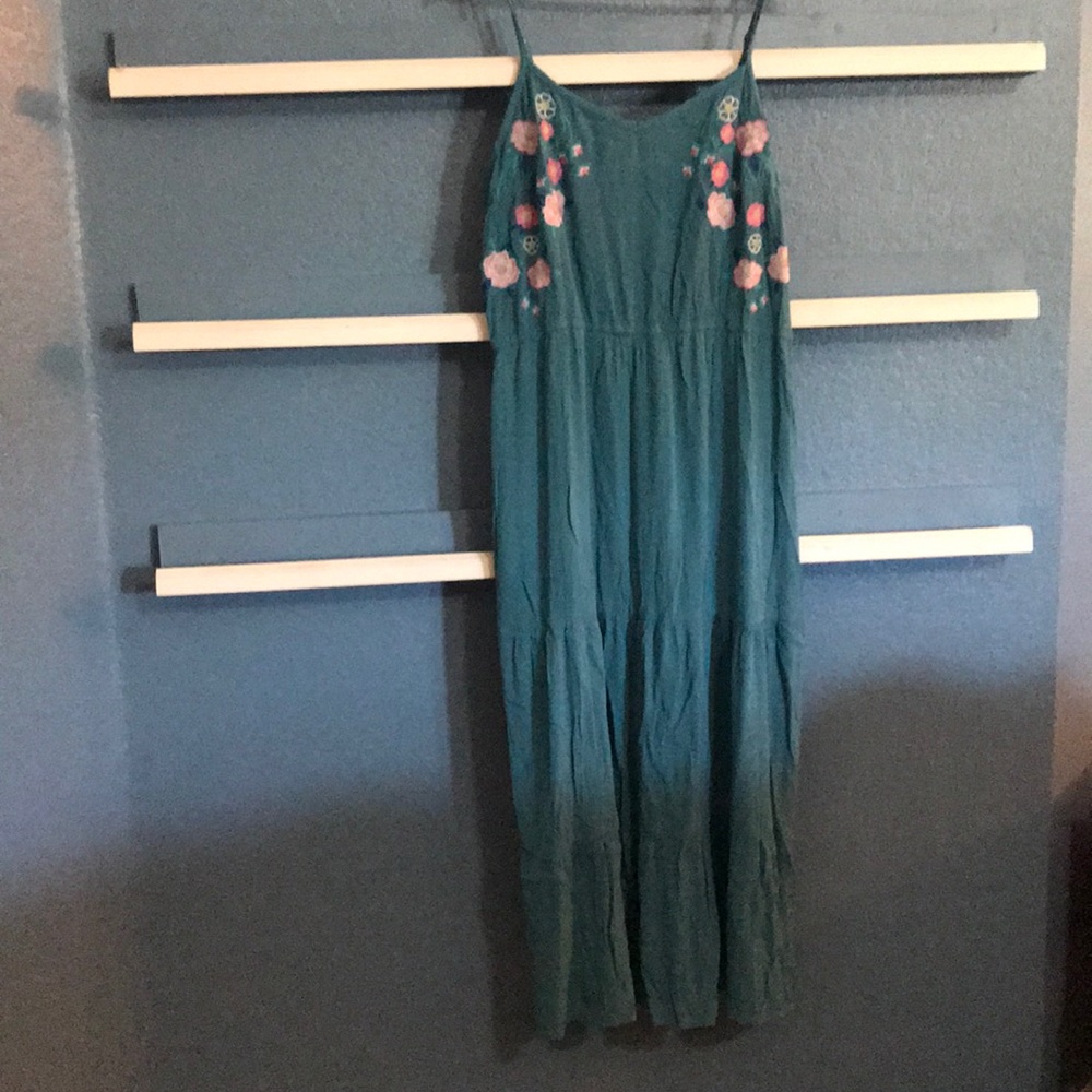 Casual dress , beautiful color light and airy